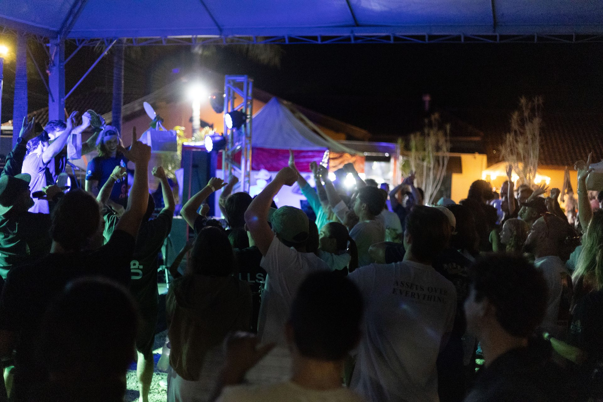 Atleta em ação em projeto social da ABWP