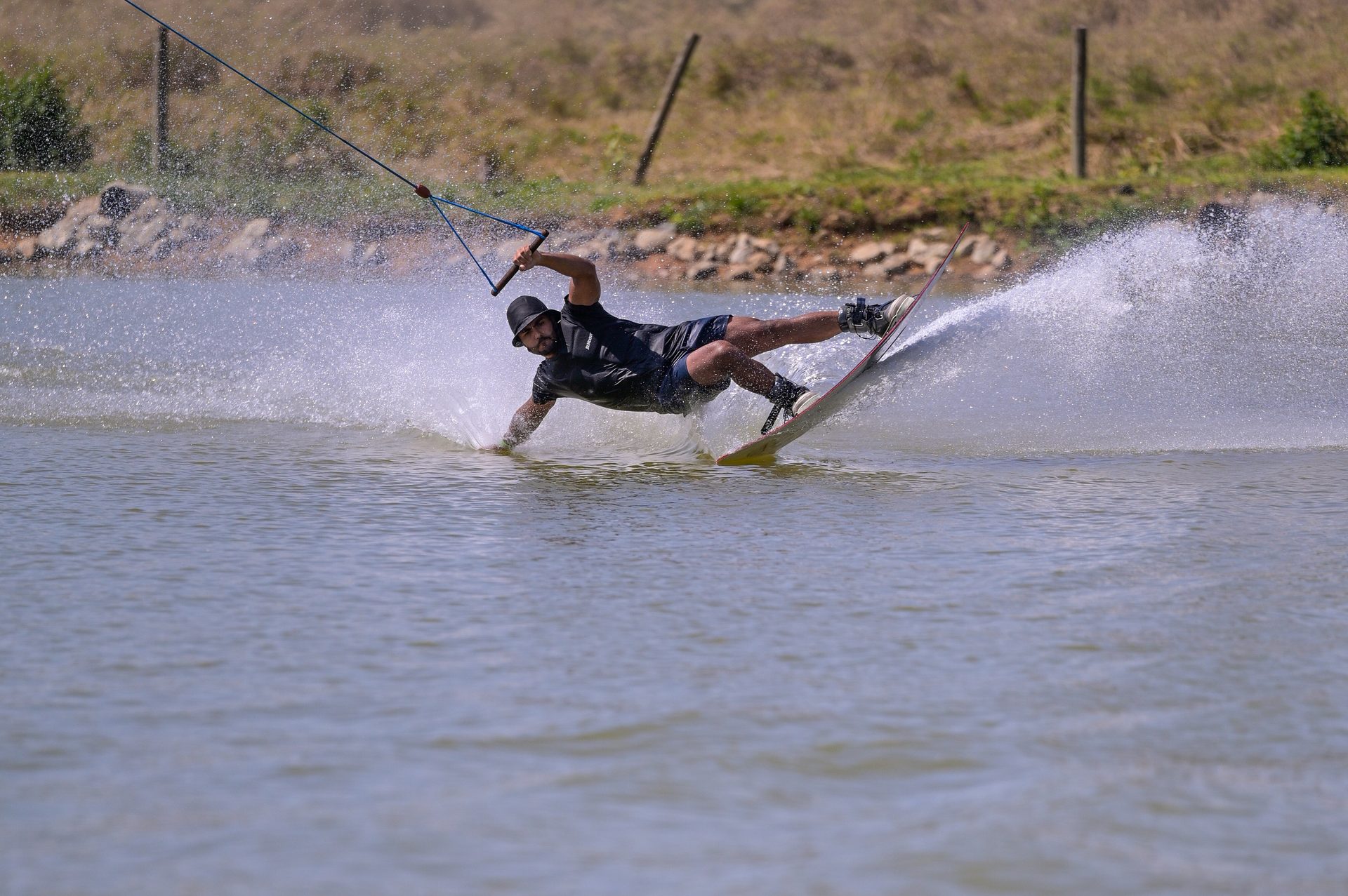 Wakeboarder em ação numa etapa do circuito ABWP